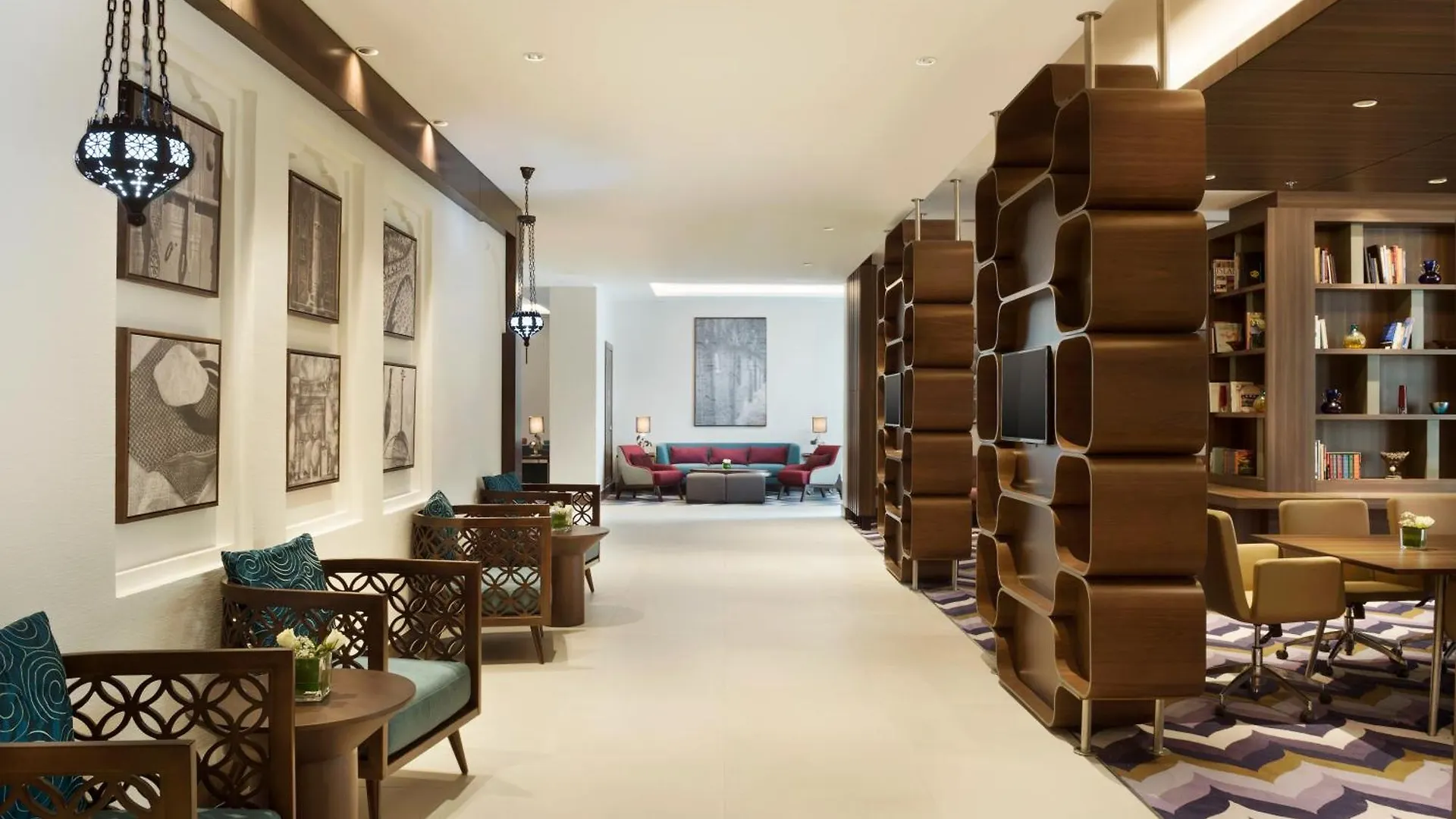 Hampton By Hilton Dubai Airport Hotel