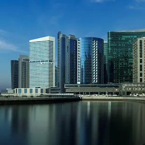 فندق Radisson Blu Hotel, Waterfront *****